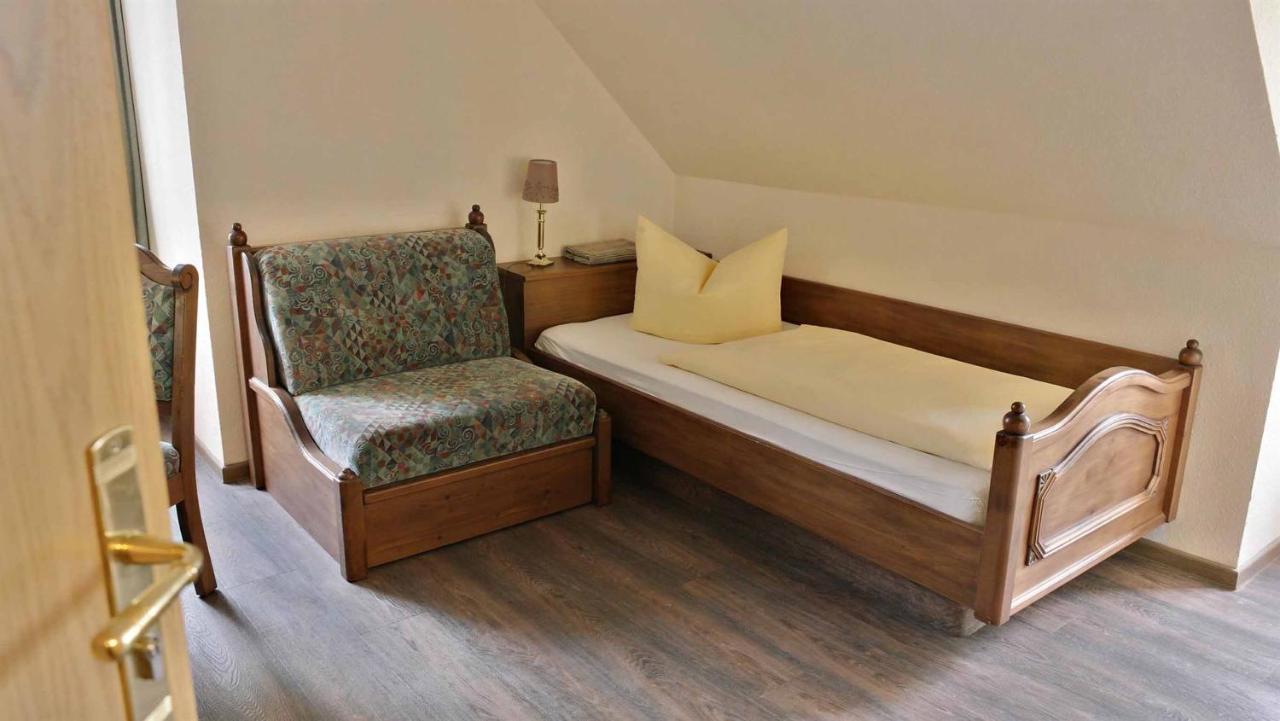 Hotel Und Restaurant Rittergut Kreipitzsch Наумбург Екстериор снимка