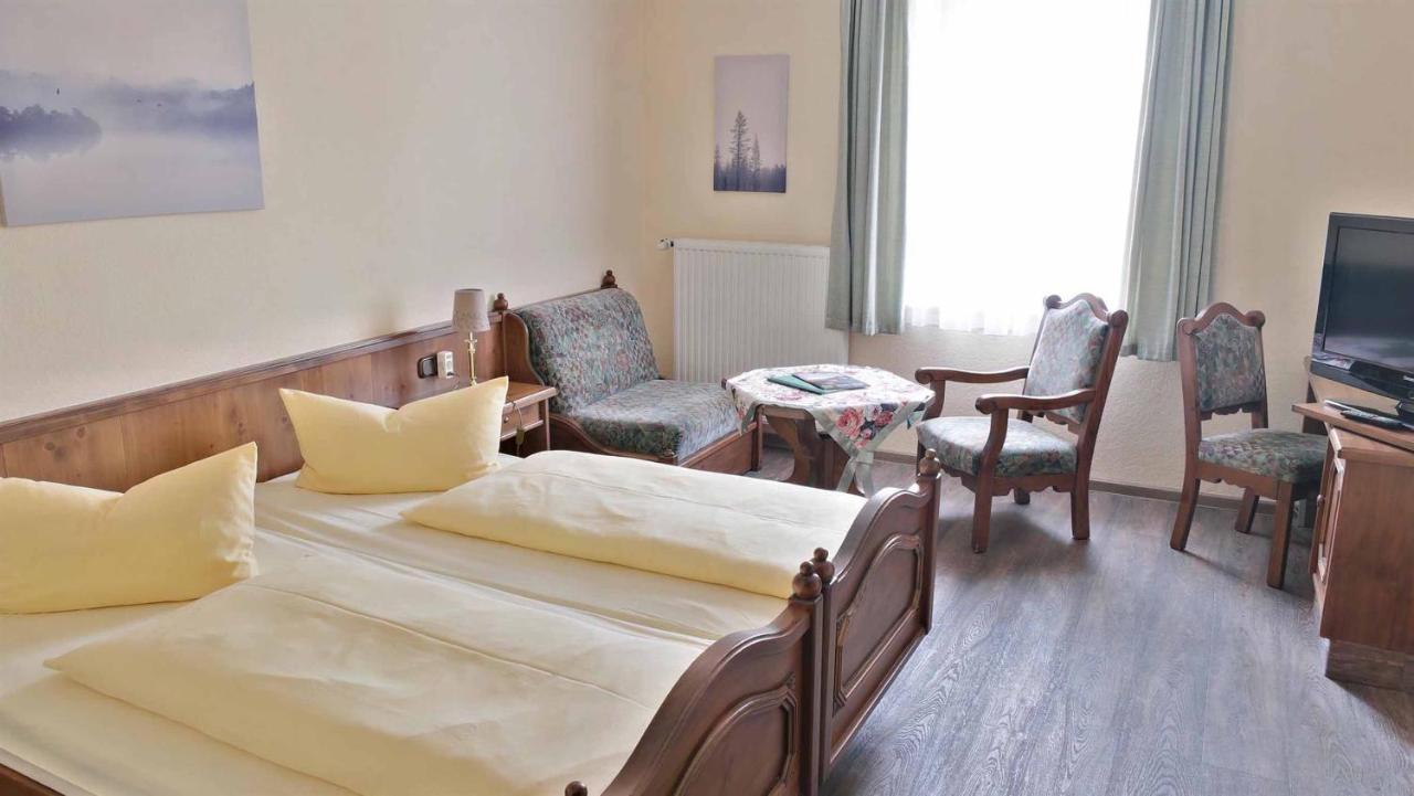 Hotel Und Restaurant Rittergut Kreipitzsch Наумбург Екстериор снимка