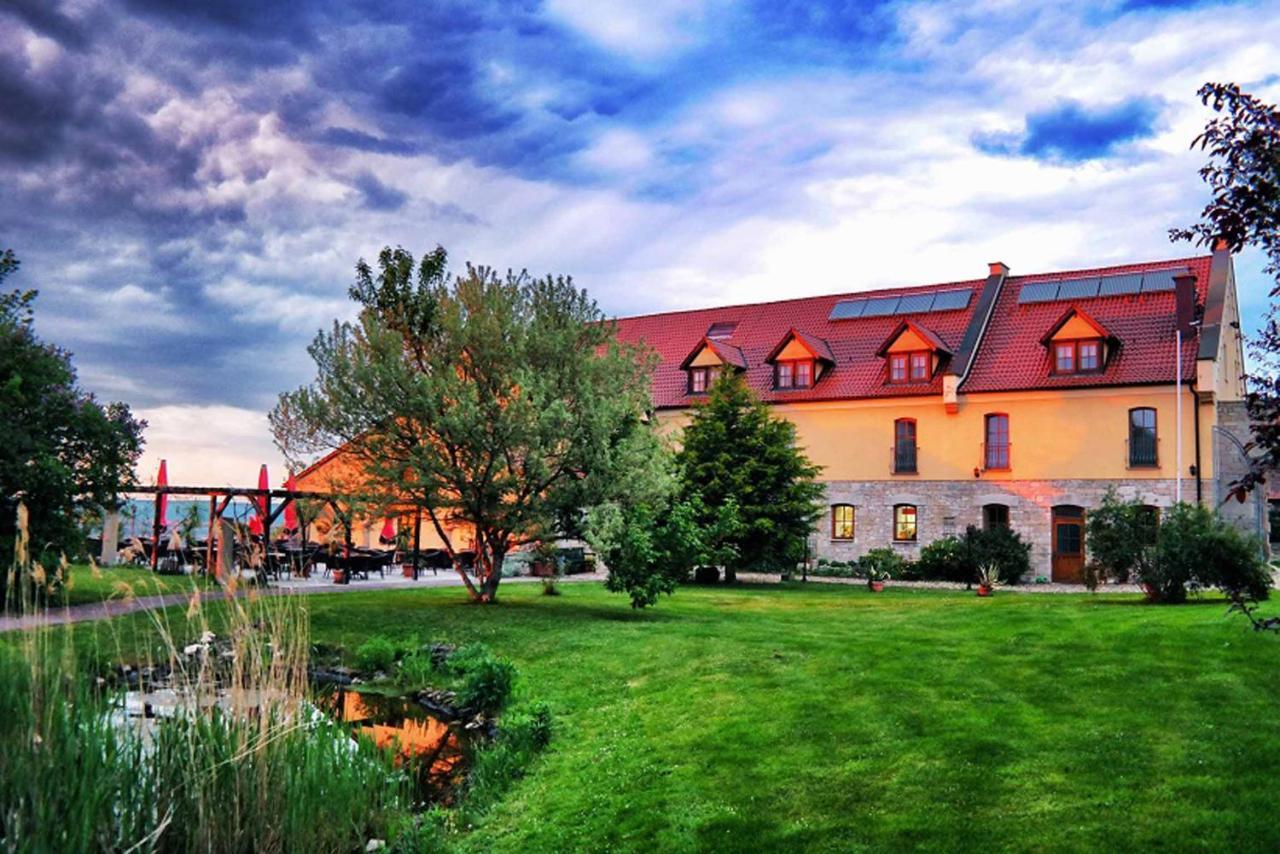 Hotel Und Restaurant Rittergut Kreipitzsch Наумбург Екстериор снимка