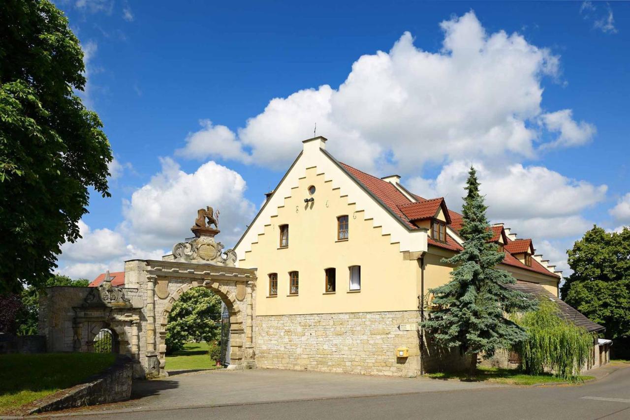 Hotel Und Restaurant Rittergut Kreipitzsch Наумбург Екстериор снимка